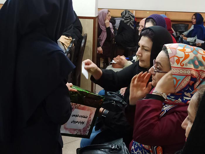 جلسه دانش افزایی با موضوع نحوه رفتار با نوجوان 4